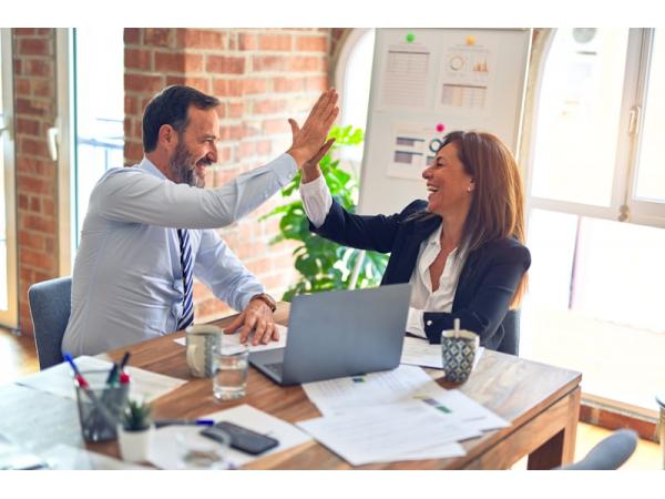 廣東保潔公司如何選擇：專業(yè)資質(zhì)、團隊管理與售后保障全解析